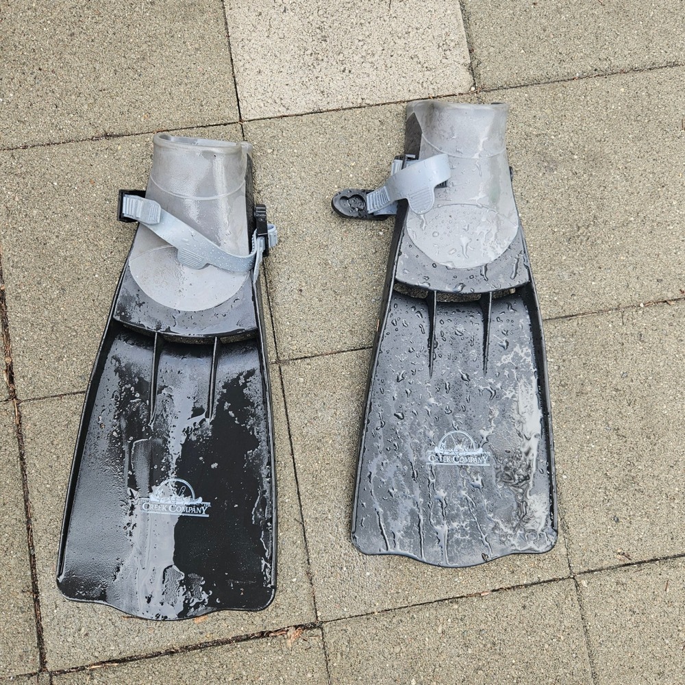 The Creek Company Float Tube Fins Adjustable Open Heel Black Grey Large